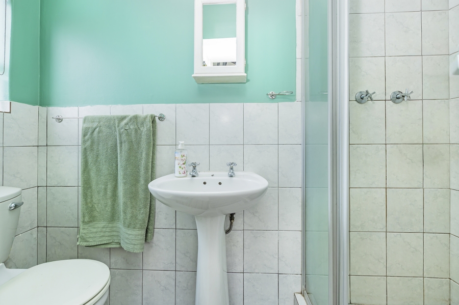 2 Bedroom Property for Sale in Windsor Park Estate Western Cape